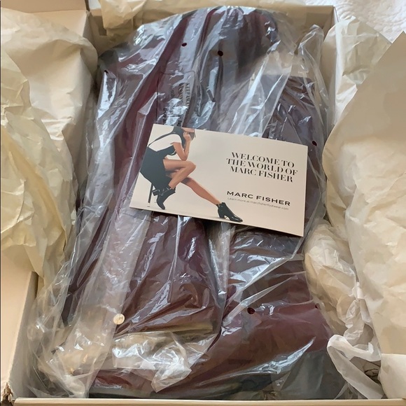 NIB Burgundy wine / Dark red suede knee high boots - Picture 7 of 11